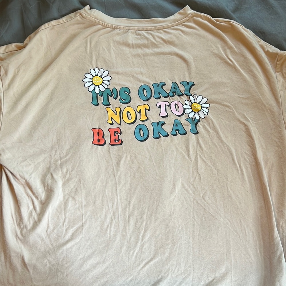 Simple cute tee
